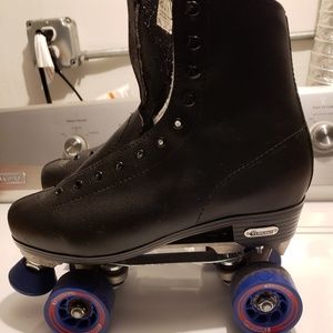 All black Men Roller Skates